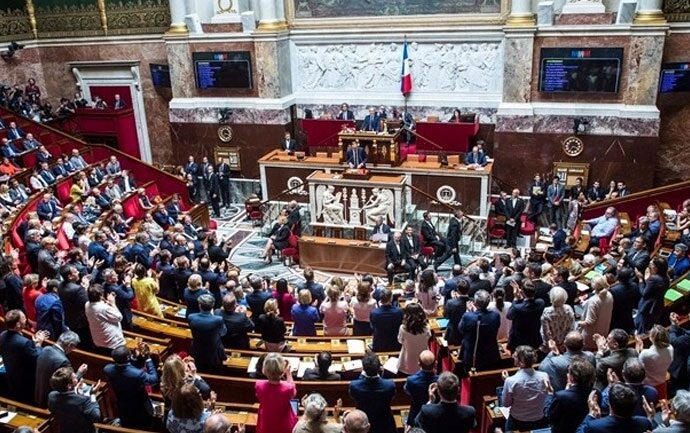 Σκάνδαλο Μπεναλά: Απορρίφθηκαν οι προτάσεις μομφής της αντιπολίτευσης κατά της κυβέρνησης Μακρόν