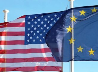 Το Βερολίνο χαιρετίζει τη συμφωνία Τραμπ-Γιούνκερ για το εμπόριο