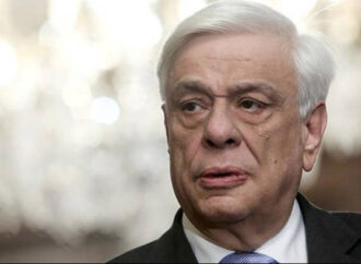 Φωτιά – Προκόπης Παυλόπουλος: Ματαιώνεται η δεξίωση για την Αποκατάσταση της Δημοκρατίας