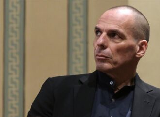 Συνελήφθη 17χρονος για την επίθεση στον Γιάνη Βαρουφάκη