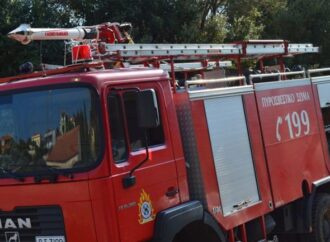 Παλαιό Φάληρο: Εμπρησμός σε αντιπροσωπεία αυτοκίνητων – κάηκαν 5 Ι.Χ.