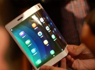 Η Samsung ίσως δανείσει τις εύκαμπτες οθόνες της σε Xiaomi και Oppo