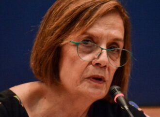 Η Ζορμπά παραδέχθηκε πως τα μνημεία πέρασαν στο Υπερταμείο -Ευθύνες στην Κονιόρδου