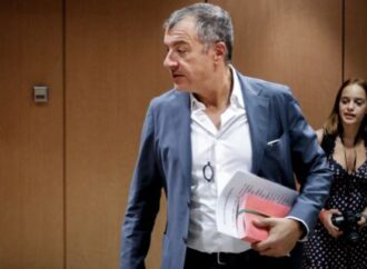 Θεοδωράκης: Είναι εξέλιξη, όχι παραχώρηση σε Μουσουλμάνους το ουδετερόθρησκο σχολείο