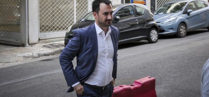 Χαρίτσης: Μέτρο άδικο και αντικοινωνικό η περικοπή συντάξεων