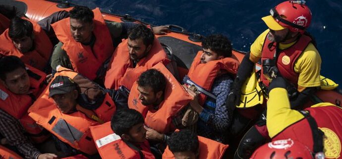 Ισπανία: Πάνω από 500 μετανάστες διασώθηκαν στη Μεσόγειο το Σαββατοκύριακο