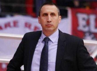 Μπλατ: «Είμαστε στη σωστή κατεύθυνση»