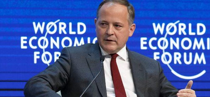 Μήνυμα Kερέ στην Αθήνα: Οι αγορές θα είναι δυσκολότερες από τους θεσμούς