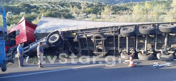 Νέα εκτροπή νταλίκας στην Αθηνών-Λαμίας