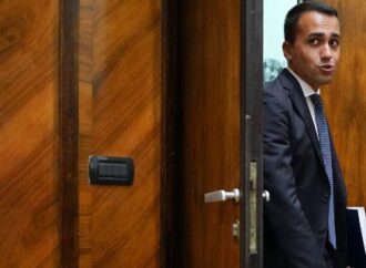 Ιταλία: Οι λαϊκιστές κηρύσσουν πόλεμο στις εφημερίδες
