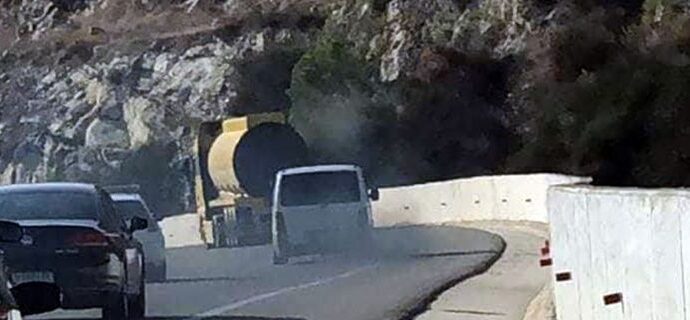 Κινηματογραφική καταδίωξη στην Εγνατία -Βαν έσπασε τις μπάρες στα διόδια της Μουσθένης