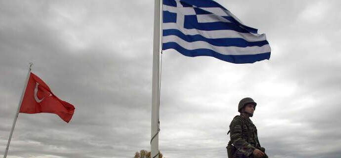 Την είδηση ξερά για τους 2 Τούρκους στρατιωτικούς που επεστράφησαν σε 9 ώρες στην Τουρκία, μετέδωσαν τα τουρκικά ΜΜΕ