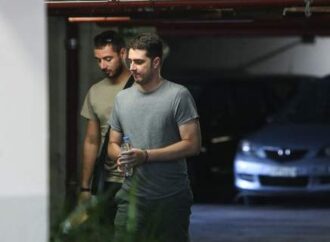 Στον εισαγγελέα εκτέλεσης ποινών ο Αριστείδης Φλώρος [εικόνες]