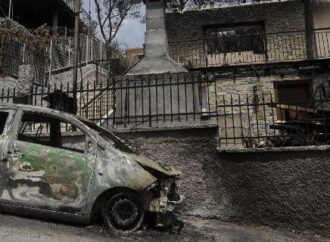 Καταγγελία-φωτιά: Προσπαθούν να κρύψουν τα στοιχεία για τη φονική πυρκαγιά στο Μάτι