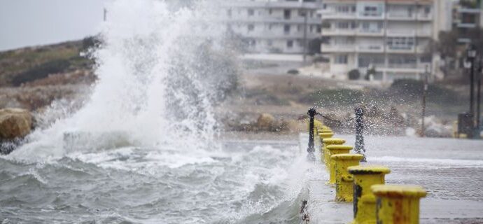 Συνεχίζεται η επέλαση του κυκλώνα Ζορμπά -Πού θα «χτυπήσει» σήμερα