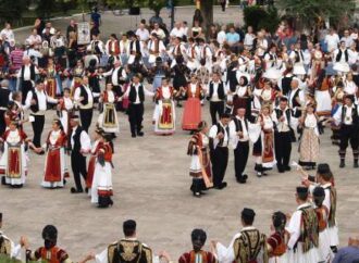 Ξεκινά το Καραγκούνικο Αντάμωμα στα Τρίκαλα [εικόνες]