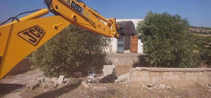 Κατεδάφιση αυθαιρέτων σε Αχαΐα, Κορινθία, Κεφαλονιά και Αιτωλοακαρνανία