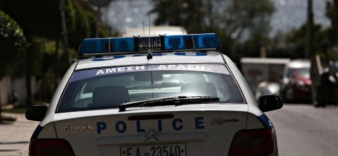 Γιατρός κατηγορείται για συμμετοχή σε εγκληματική ομάδα που διακινούσε ναρκωτικά σκευάσματα