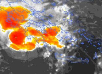 Επέλαση του κυκλώνα Ζορμπά στην Πελοπόννησο -Πώς θα κινηθεί η κακοκαιρία [εικόνες & βίντεο]