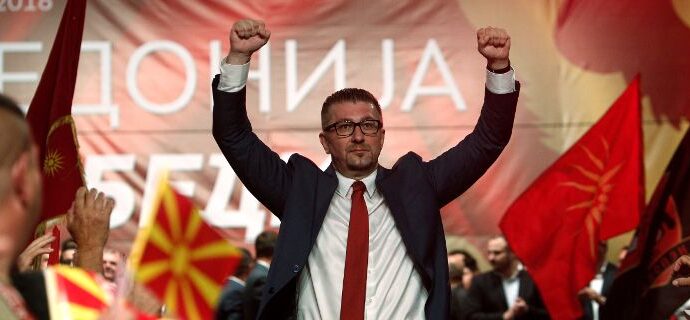 Το διπλό παιχνίδι της εθνικιστικής αντιπολίτευσης στα Σκόπια ενόψει του δημοψηφίσματος
