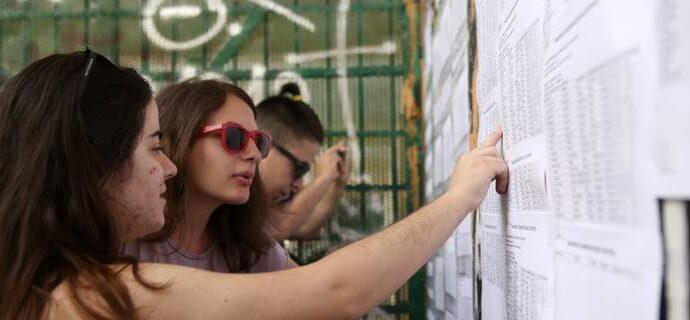 Πρόεδρος ΟΛΜΕ: Εκοψαν τα Λατινικά γιατί δεν έχουν φιλολόγους, ενώ οι κοινωνιολόγοι περισσεύουν
