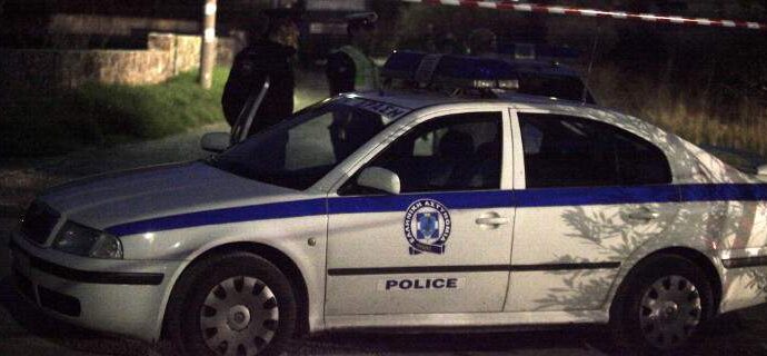 Δύο Ελληνες… ξάφρισαν εκκλησία και πήραν 2.000 ευρώ από το παγκάρι
