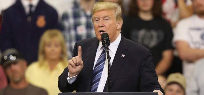 Τραμπ: Δεν θα υπάρξει αναστολή λειτουργίας του ομοσπονδιακού κράτους πριν τον Νοέμβριο