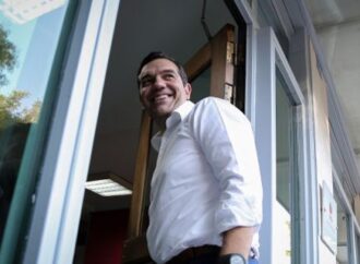 Αναμπουμπούλα στον ΣΥΡΙΖΑ: Στροφή προς τη σοσιαλδημοκρατία θέλουν οι προεδρικοί, όρια στα… ανοίγματα βάζουν οι «53»