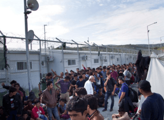 Άρχισε η επιχείρηση αποσυμφόρησης της Μόριας