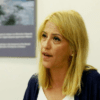 Η Δούρου καλείται ως ύποπτη για τις πλημμύρες στη Μάνδρα