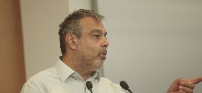 Βερναρδάκης: Καμία συζήτηση με το ΚΙΝΑΛ -Είναι «συμπλήρωμα διατροφής» του Μητσοτάκη