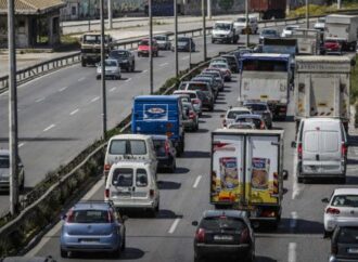 Με προβλήματα η κίνηση στην Κορίνθου-Πατρών -Διακοπή κυκλοφορίας στην επαρχιακή του Κιάτου