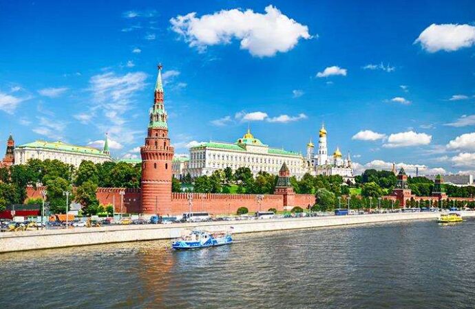 Ρωσία: Οι ΗΠΑ έστησαν την ψηφοφορία στη Βουλή της ΠΓΔΜ