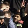 Τσέλσι – Μάντσεστερ Γιουν. 2-2: Ο Μουρίνιο έδειξε τρία δάχτυλα στους οπαδούς της Τσέλσι