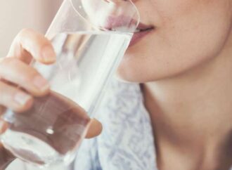 Ευεργετικές ιδιότητες νερού: 3 βασικά οφέλη που χαρίζει στο σώμα σου
