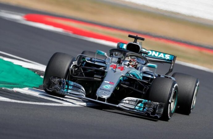 Formula 1: Βόλτα… στην Ιαπωνία και pole position o άνετος Χάμιλτον