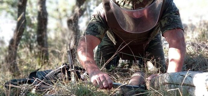 Ετσι εξουδετερώνουν νάρκες και εκρηκτικά -Το Τάγμα Εκκαθάρισης Ναρκοπεδίων Ξηράς [εικόνες]
