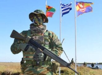 Τρομάζει με τη δύναμή του ο στρατός -Ξεκίνησε ο «Παρμενίων 2018», η άσκηση στον Εβρο [εικόνες]