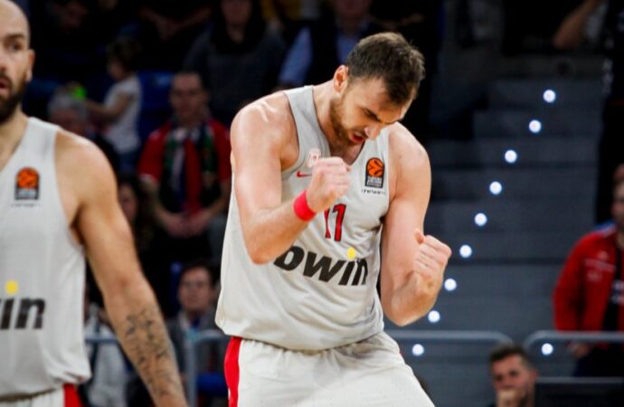 Euroleague: Ο τρομερός Μιλουτίνοφ έδωσε την νίκη στον Ολυμπιακό