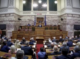 ΣΥΡΙΖΑ: Εκλογή ΠτΔ από τον λαό, αν δεν “βγουν” 180 σε εξάμηνο