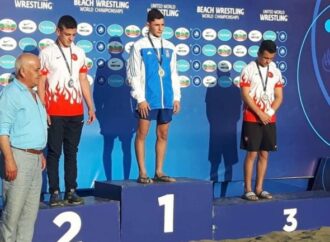 Σάρωσαν τα μετάλλια στο Παγκόσμιο Beach wrestling οι Ελληνες Παλαιστές