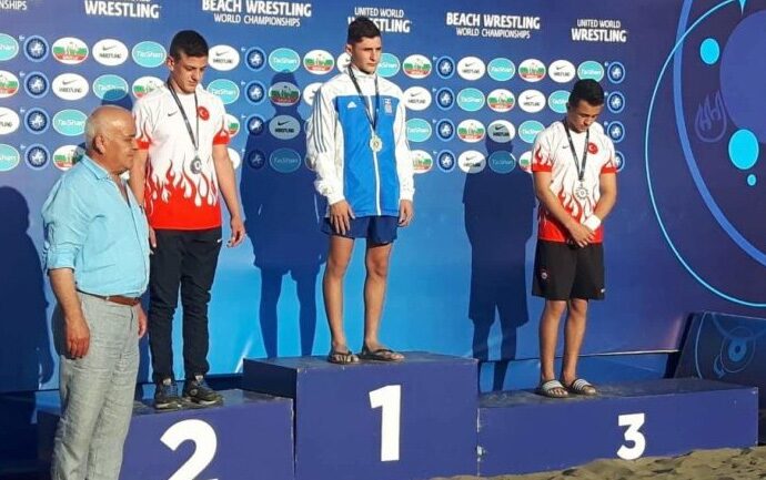 Σάρωσαν τα μετάλλια στο Παγκόσμιο Beach wrestling οι Ελληνες Παλαιστές