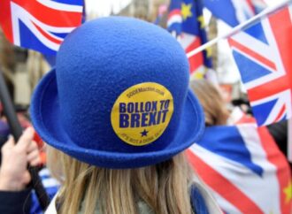 BBC για Brexit: Η Μέι ματαιώνει την ψηφοφορία στη Βουλή!