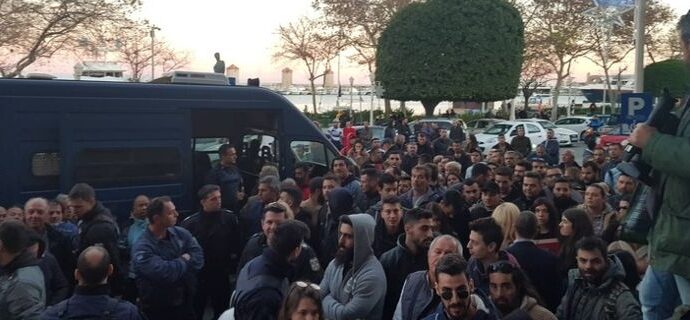 Εγκλημα στη Ρόδο: Προφυλακιστέοι οι δύο νεαροί -Η αστυνομία τους φυγάδευσε, οργή στο νησί [εικόνες&βίντεο]