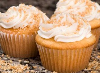 Cupcakes βανίλια – Τα πιο εύκολα και νόστιμα που έχετε φτιάξει