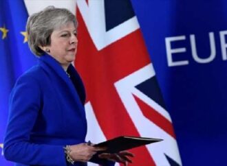 Αναβολή του Brexit μέχρι τα τέλη Ιουνίου ζήτησε η Μέι