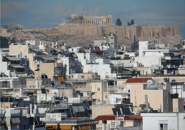 Καιρός: Με ήλιο και υψηλές θερμοκρασίες μπαίνει ο Μάρτιος