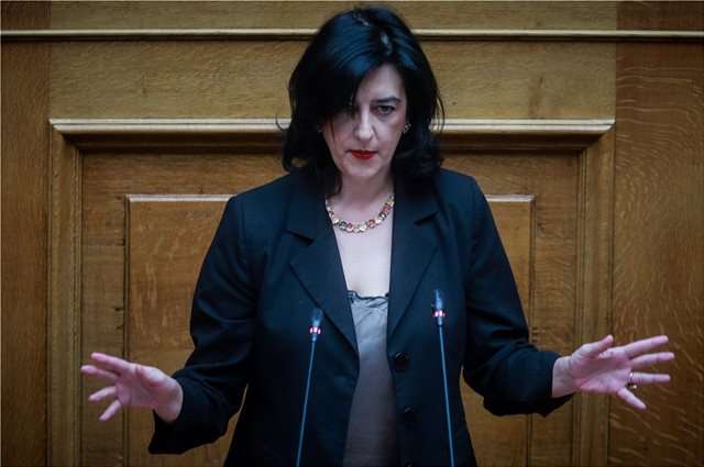 Αντάρτικο στον ΣΥΡΙΖΑ για το «σπάσιμο» των πέντε δήμων