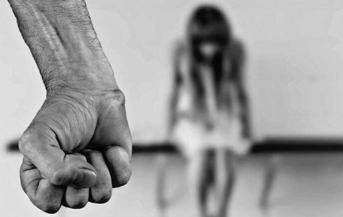 Η Διεθνής Αμνηστία ζητά από την Ελλάδα να αλλάξει τον ορισμό του βιασμού