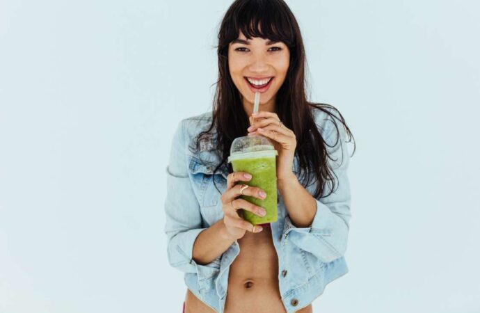 7 smoothies για λαμπερή επιδερμίδα και λάμψη